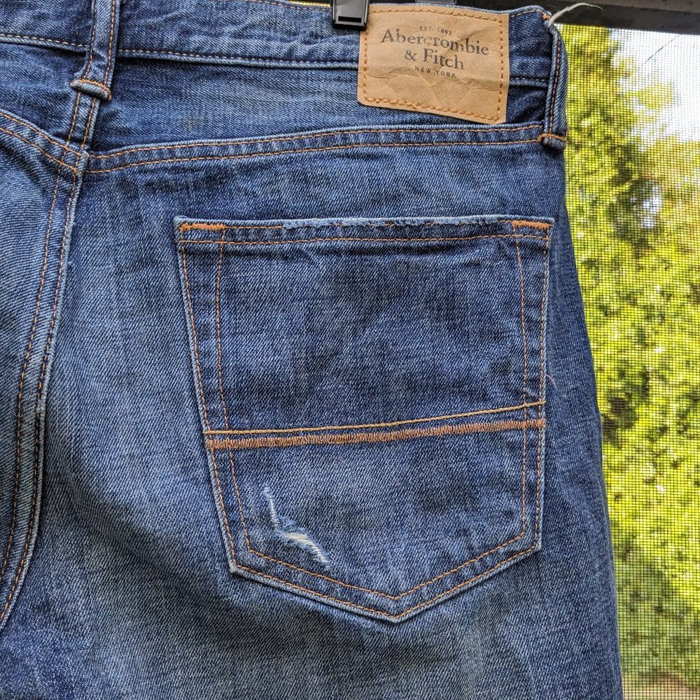 Abercrombie & Fitch Mens Jeans Boot Distressed 34 x34 - Picture 6 of 8